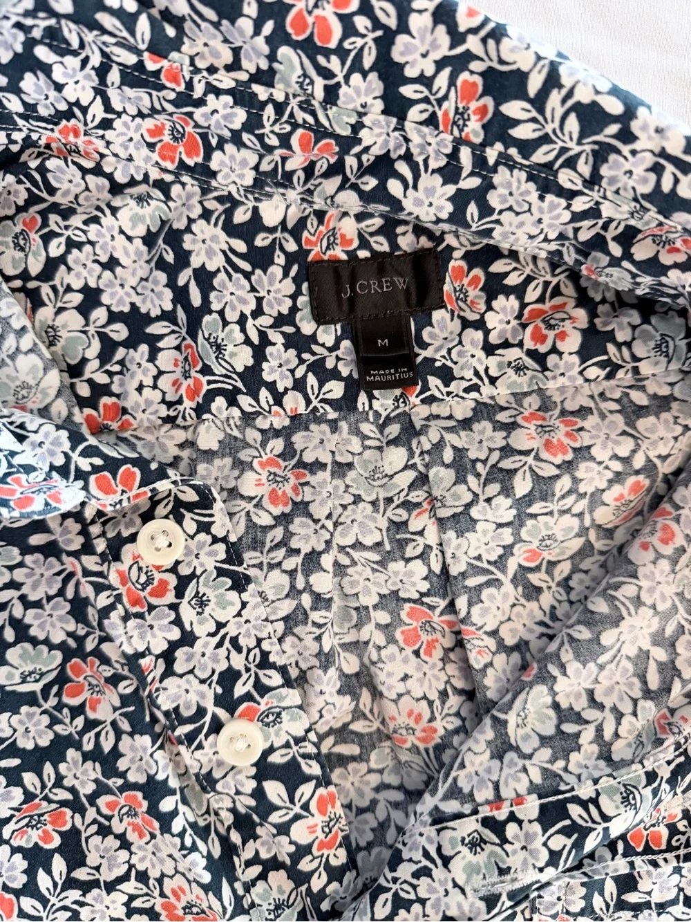 Men's J Crew Flex Washed Floral Print Size M Short Sleeve Button Down Shirt